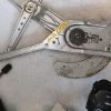 Leve vitre mecanique avant droit RENAULT KANGOO 1 PHASE 2 Essence/GPL image 3