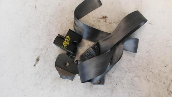 Attache ceinture arriere gauche RENAULT CLIO 2 PHASE 1 Essence image 3