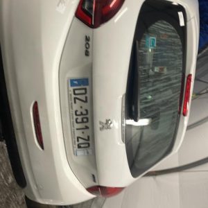 Malle/Hayon arriere PEUGEOT 208 1 PHASE 2 Diesel image 1