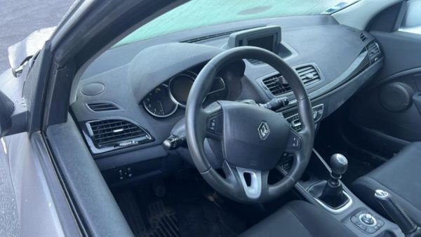 Poignee interieur arriere gauche RENAULT MEGANE 3 PHASE 1 Diesel image 5