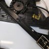 Leve vitre electrique avant gauche PEUGEOT 208 2 Essence image 3