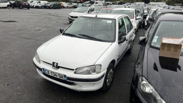 Feu arriere principal droit (feux) PEUGEOT 106 PHASE 2 Diesel image 4