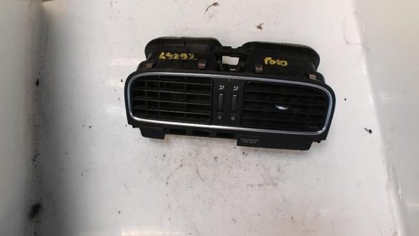 Aerateur tableau de bord VOLKSWAGEN POLO 5 PHASE 1 Diesel image 2