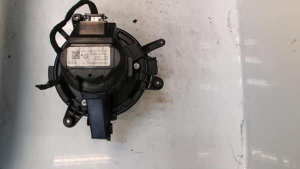 Ventilateur chauffage PEUGEOT 5008 2 PHASE 1 Diesel image 1