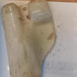 Vase de lave glace RENAULT MEGANE 3 PHASE 1 COUPE Diesel image 1
