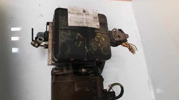 Pompe hydraulique CITROEN C5 1 PHASE 2 Diesel image 1