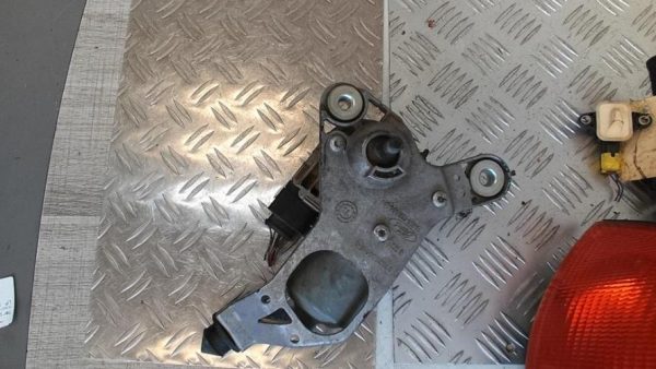 Moteur essuie glace avant gauche FORD FOCUS 3 PHASE 1 Diesel image 2