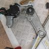 Leve vitre electrique avant droit TOYOTA YARIS VERSO PHASE 1 Essence image 2