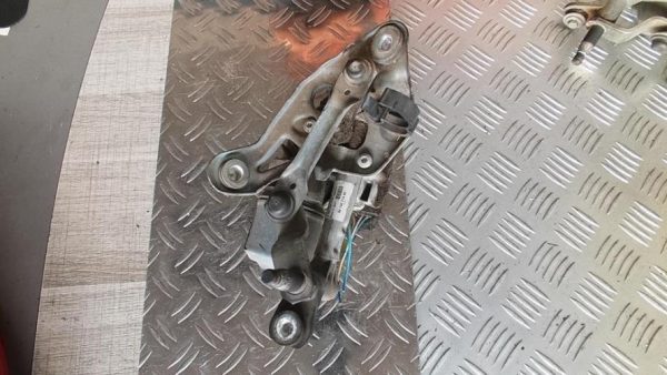 Moteur essuie glace avant droit PEUGEOT 407 PHASE 2 BREAK Diesel image 2