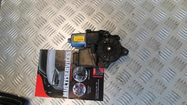 Moteur leve vitre avant droit KIA CEE-D 2 PHASE 1 Diesel image 1