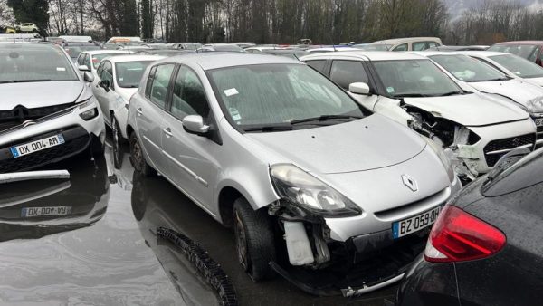 Trappe d'essence RENAULT CLIO 3 PHASE 2 Diesel image 2