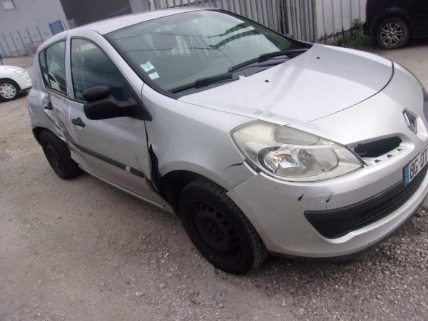 Trappe d'essence RENAULT CLIO 3 PHASE 1 Diesel image 2