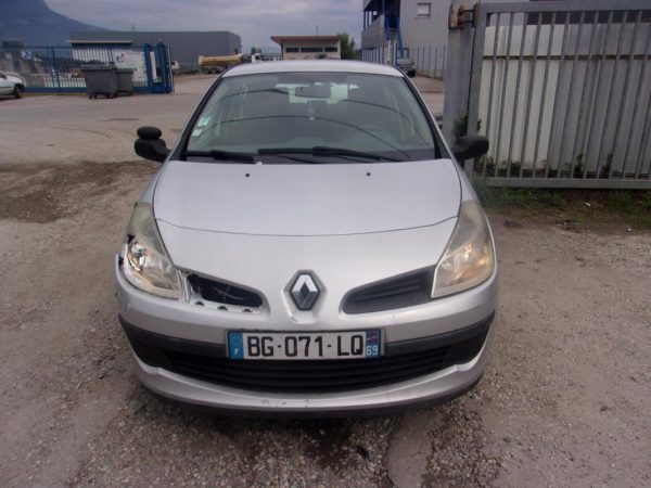 Trappe d'essence RENAULT CLIO 3 PHASE 1 Diesel image 6