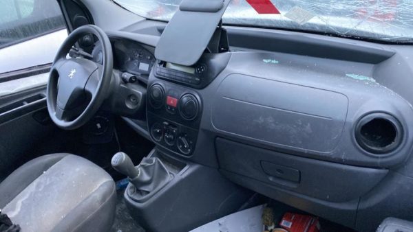 Poignee interieur avant droit PEUGEOT BIPPER Diesel image 3