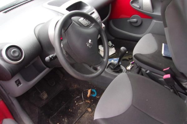 Pare choc arriere PEUGEOT 107 PHASE 1 ESS image 4