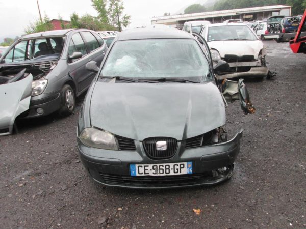 Pare choc arriere SEAT IBIZA 3 PHASE 1 ESS image 6