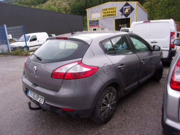 Trappe d'essence RENAULT MEGANE 3 PHASE 1 Diesel image 3