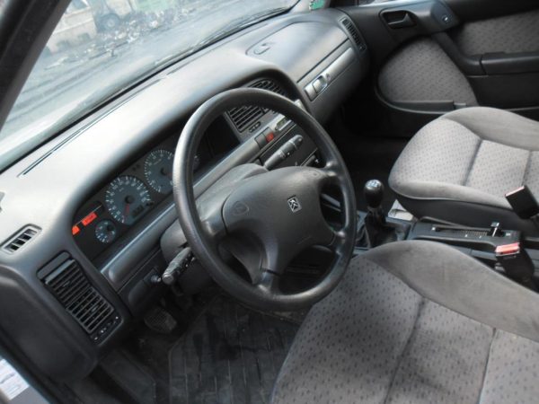 Optique avant secondaire droit (feux)(clignotant) CITROEN XANTIA PHASE 2 BREAK ESS image 2