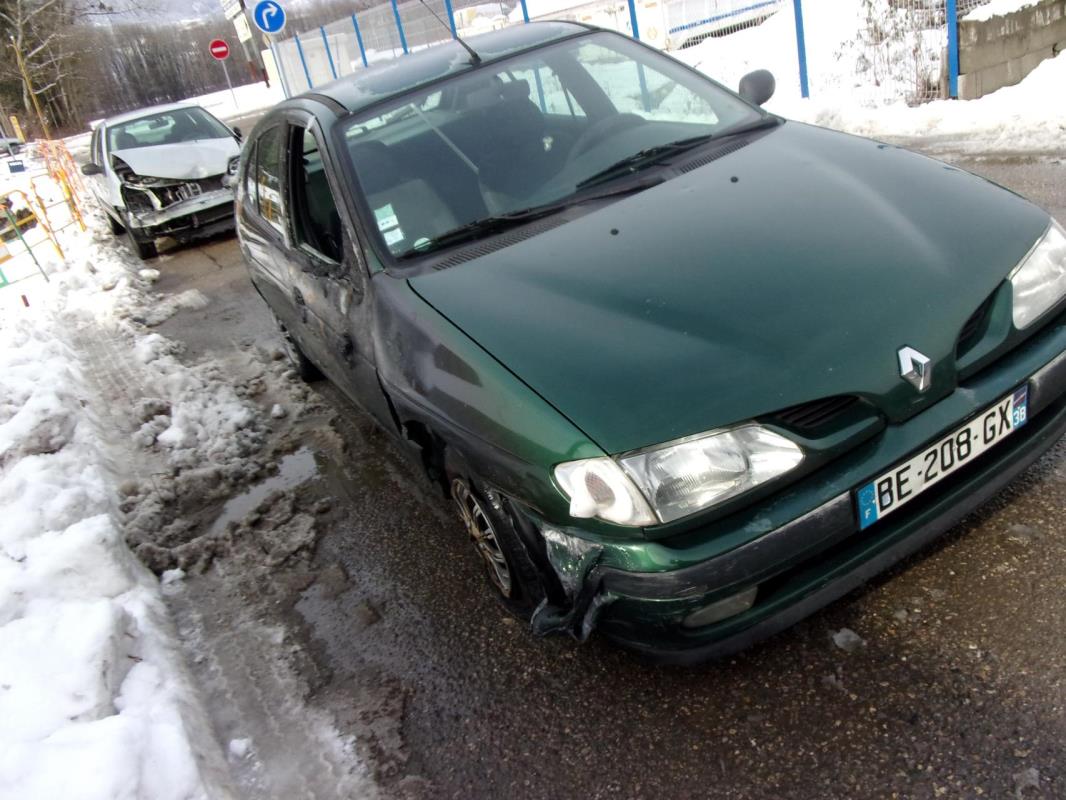 Retroviseur droit RENAULT SCENIC 1 PHASE 2 Diesel image 4