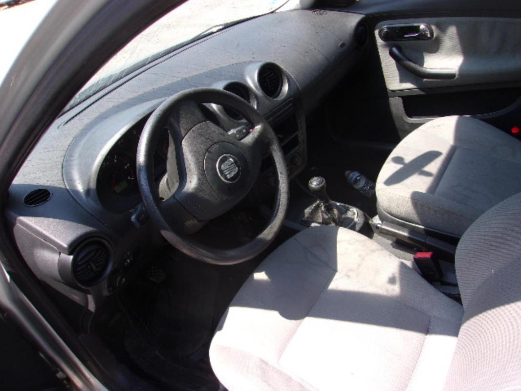 Retroviseur gauche SEAT IBIZA 3 PHASE 1 Diesel image 2