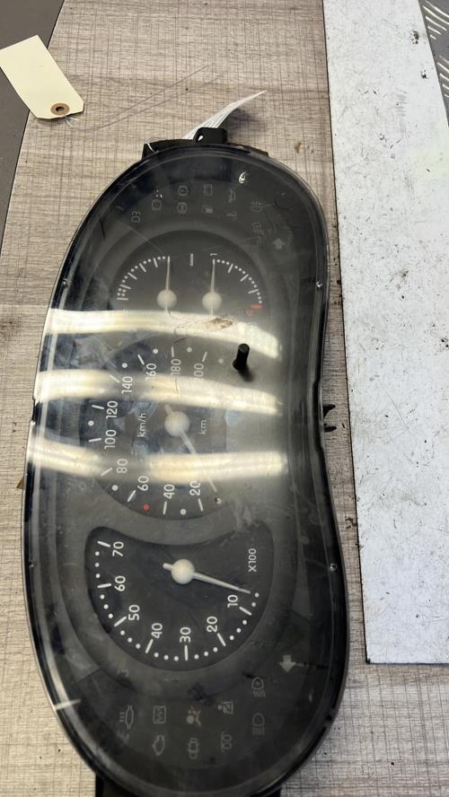 Compteur RENAULT CLIO 2 PHASE 1 Diesel image 1