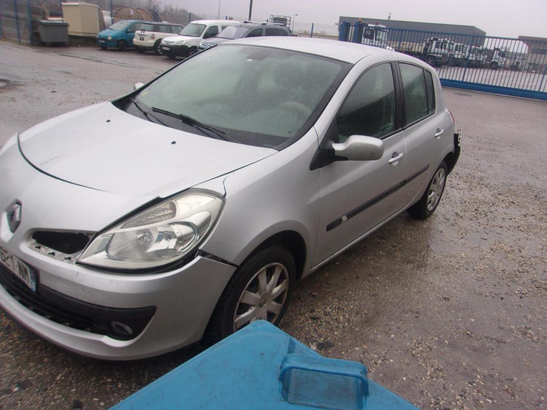 Compteur RENAULT CLIO 3 PHASE 1 Diesel image 2