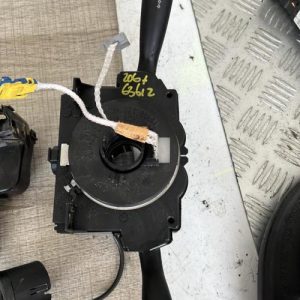 Com (Bloc Contacteur Tournant+Commodo Essuie Glace+Commodo Phare) CITROEN C3 2 PHASE 1 Diesel image 1