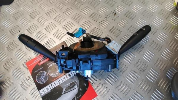 Com (Bloc Contacteur Tournant+Commodo Essuie Glace+Commodo Phare) CITROEN C3 2 PHASE 1 Diesel image 2