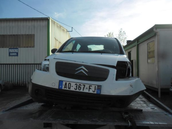 Leve vitre electrique avant gauche CITROEN C2 PHASE 1 Diesel image 3