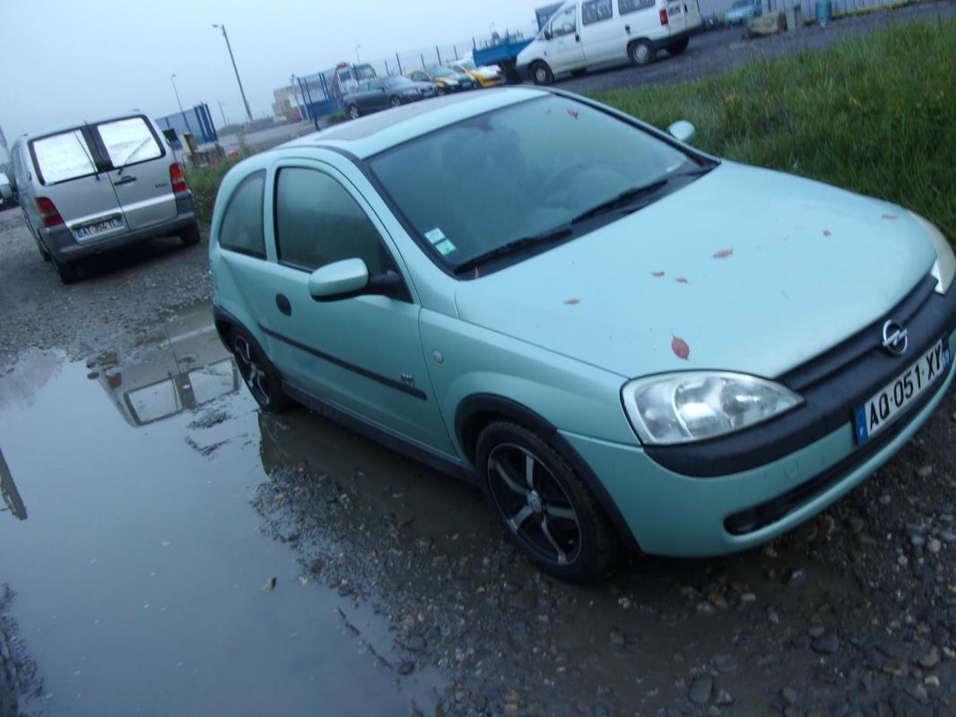 Leve vitre electrique avant droit OPEL CORSA C PHASE 1 Essence image 4