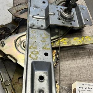 Leve vitre mecanique arriere gauche OPEL CORSA C PHASE 1 image 1