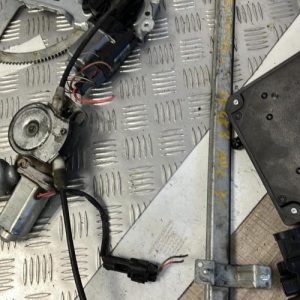 Leve vitre electrique avant gauche CITROEN JUMPER 2 Diesel image 1