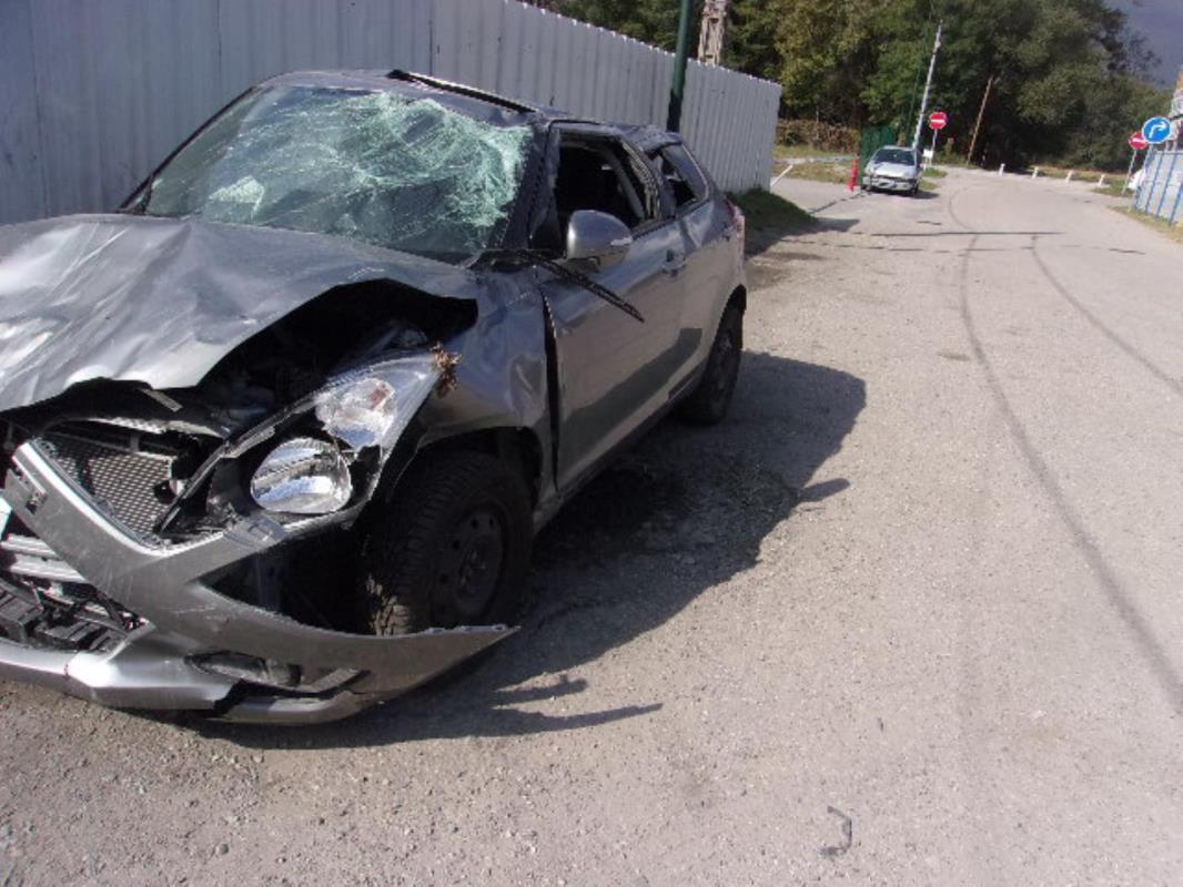 Leve vitre electrique arriere droit SUZUKI SWIFT 4 image 5