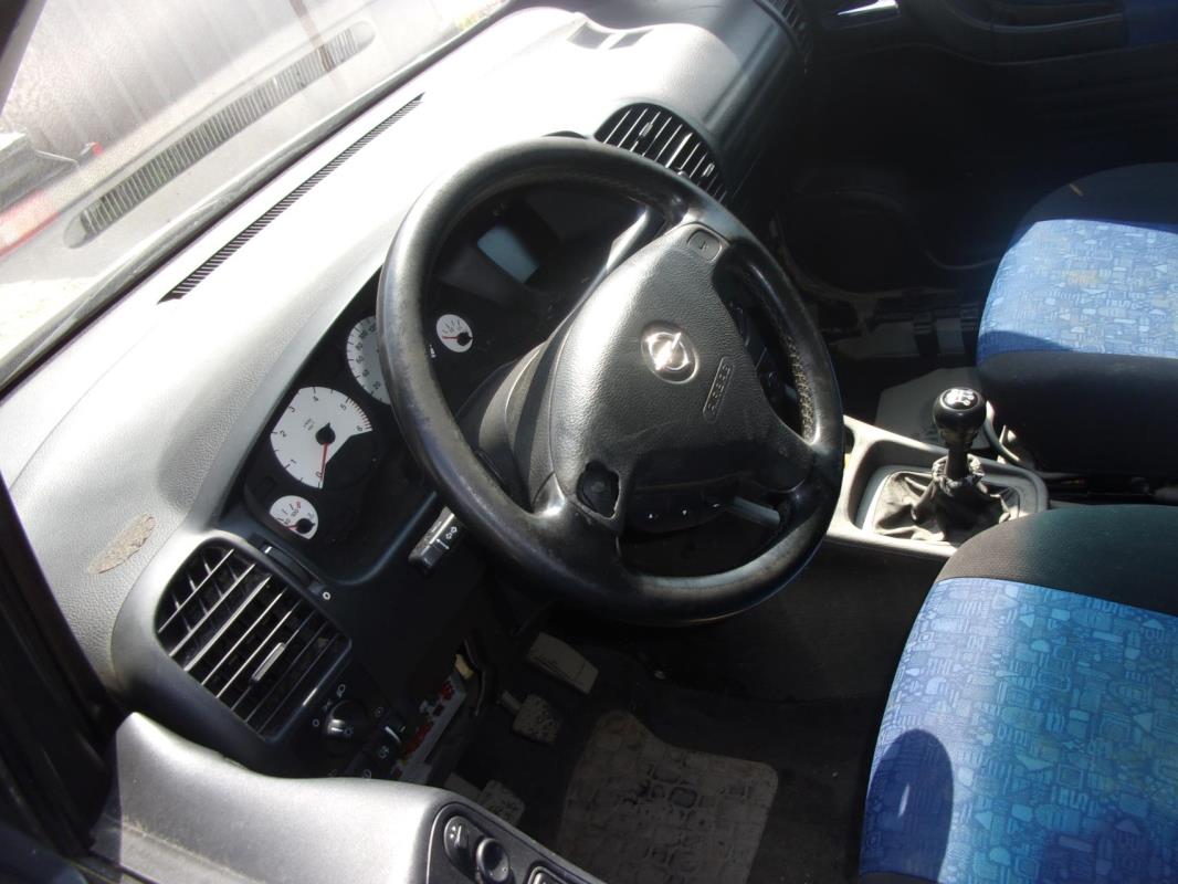 Leve vitre electrique avant gauche OPEL ZAFIRA A PHASE 1 Diesel image 2