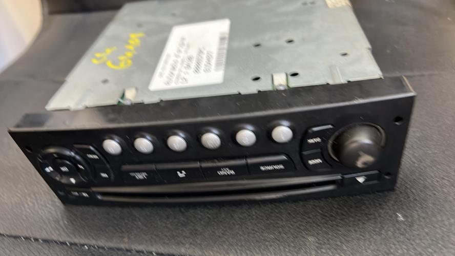 Autoradio d'origine CITROEN C4 1 PHASE 1 Diesel image 1