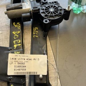 Leve vitre electrique avant droit FIAT image 1