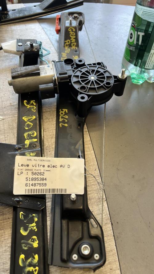Leve vitre electrique avant droit FIAT image 1
