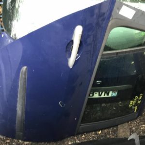 Porte arriere droit RENAULT CLIO 3 PHASE 1 BREAK Diesel image 1