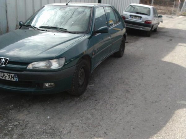 Leve vitre electrique avant gauche PEUGEOT 306 PHASE 2 Essence image 5