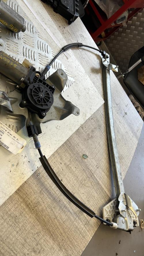 Leve vitre electrique avant gauche FORD TOURNEO CONNECT 1 PHASE 2 Diesel image 1