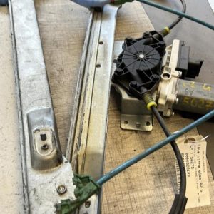Leve vitre electrique avant gauche CITROEN C2 PHASE 1 Diesel image 1