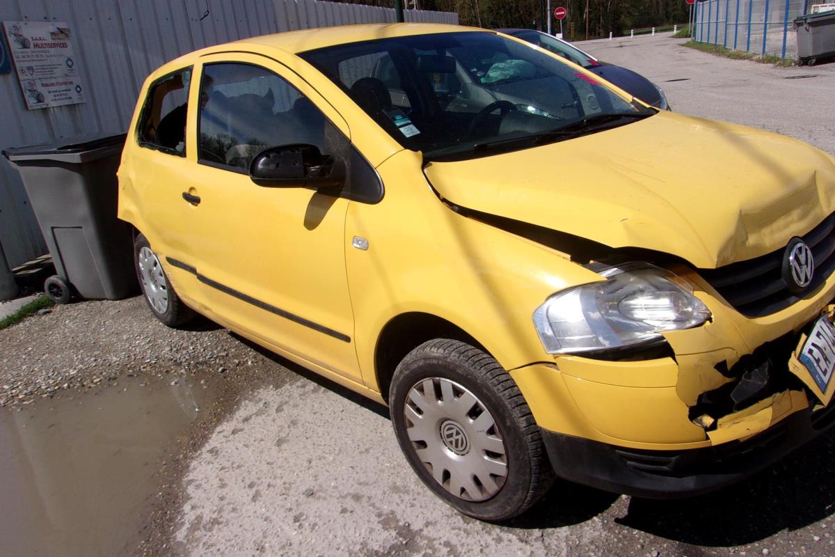 Leve vitre electrique avant droit VOLKSWAGEN FOX ESS image 4