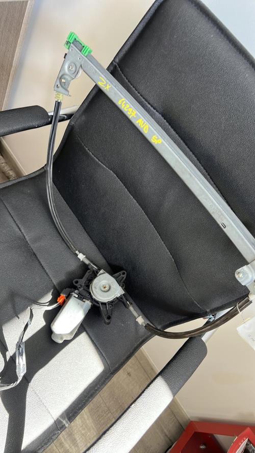 Leve vitre electrique avant droit CITROEN ZX PHASE 1 Diesel image 1