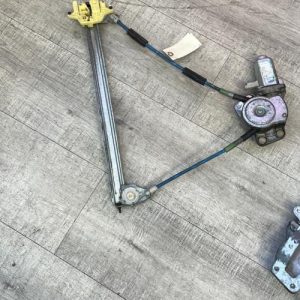 Leve vitre electrique arriere droit CITROEN image 1