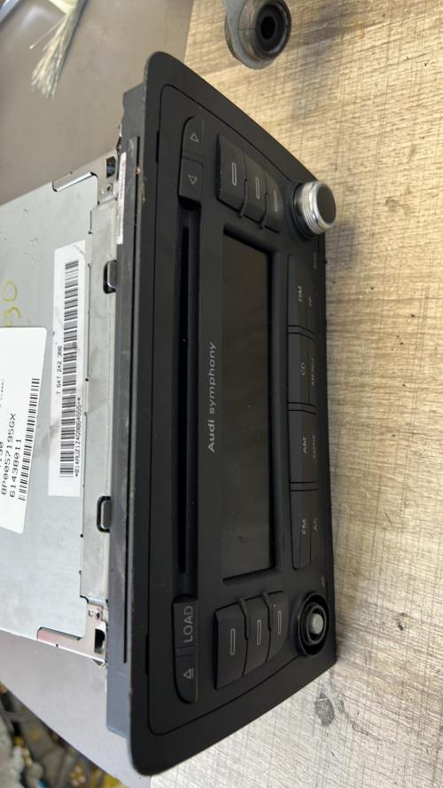 Autoradio d'origine AUDI A3 2 SPORTBACK PHASE 1 Diesel image 1