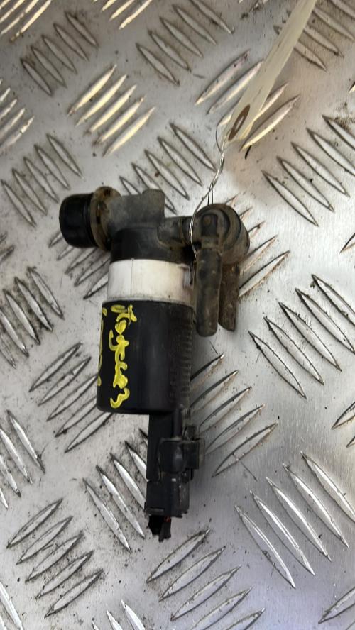 Pompe lave glace avant RENAULT MEGANE 3 PHASE 1 Diesel image 1