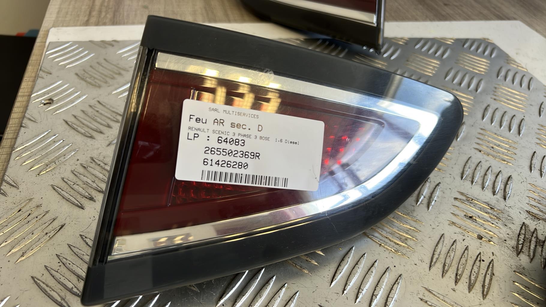 Feu arriere secondaire droit (feux) RENAULT SCENIC 3 PHASE 3 Diesel image 1