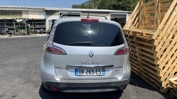 Feu arriere secondaire droit (feux) RENAULT SCENIC 3 PHASE 3 Diesel image 4