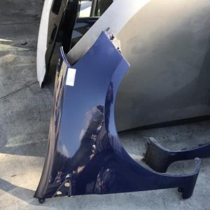 Aile avant droit RENAULT CLIO 3 PHASE 1 BREAK Diesel image 1