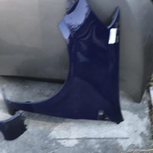 Aile avant gauche RENAULT CLIO 3 PHASE 1 BREAK Diesel image 1